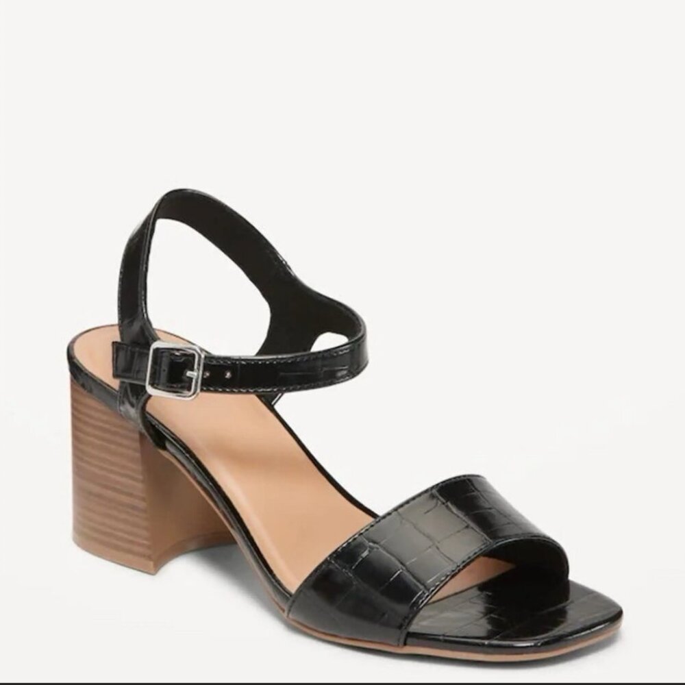 NWT Black Heels